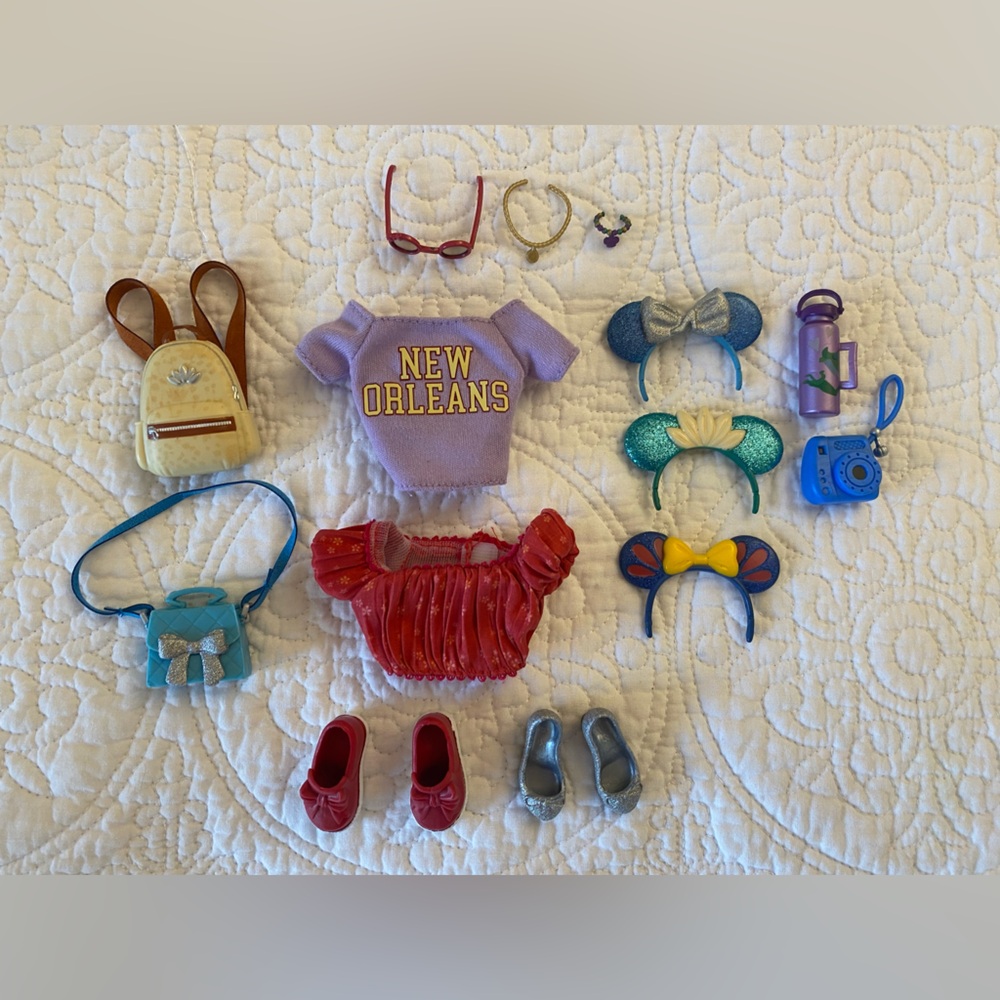 Disney ILY 4Ever Doll Clothes and Accessories Lot